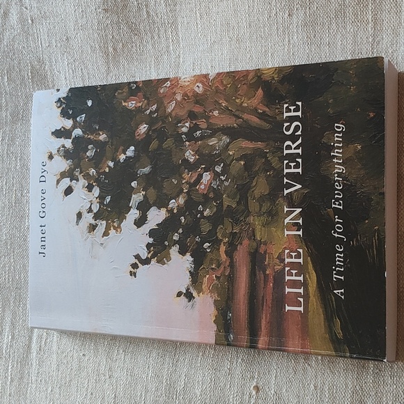 TWO MOVIES & TWO BOOKS - Picture 13 of 17